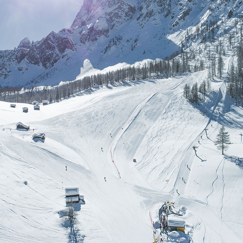 Skifahren im Skigebiet 3 Zinnen